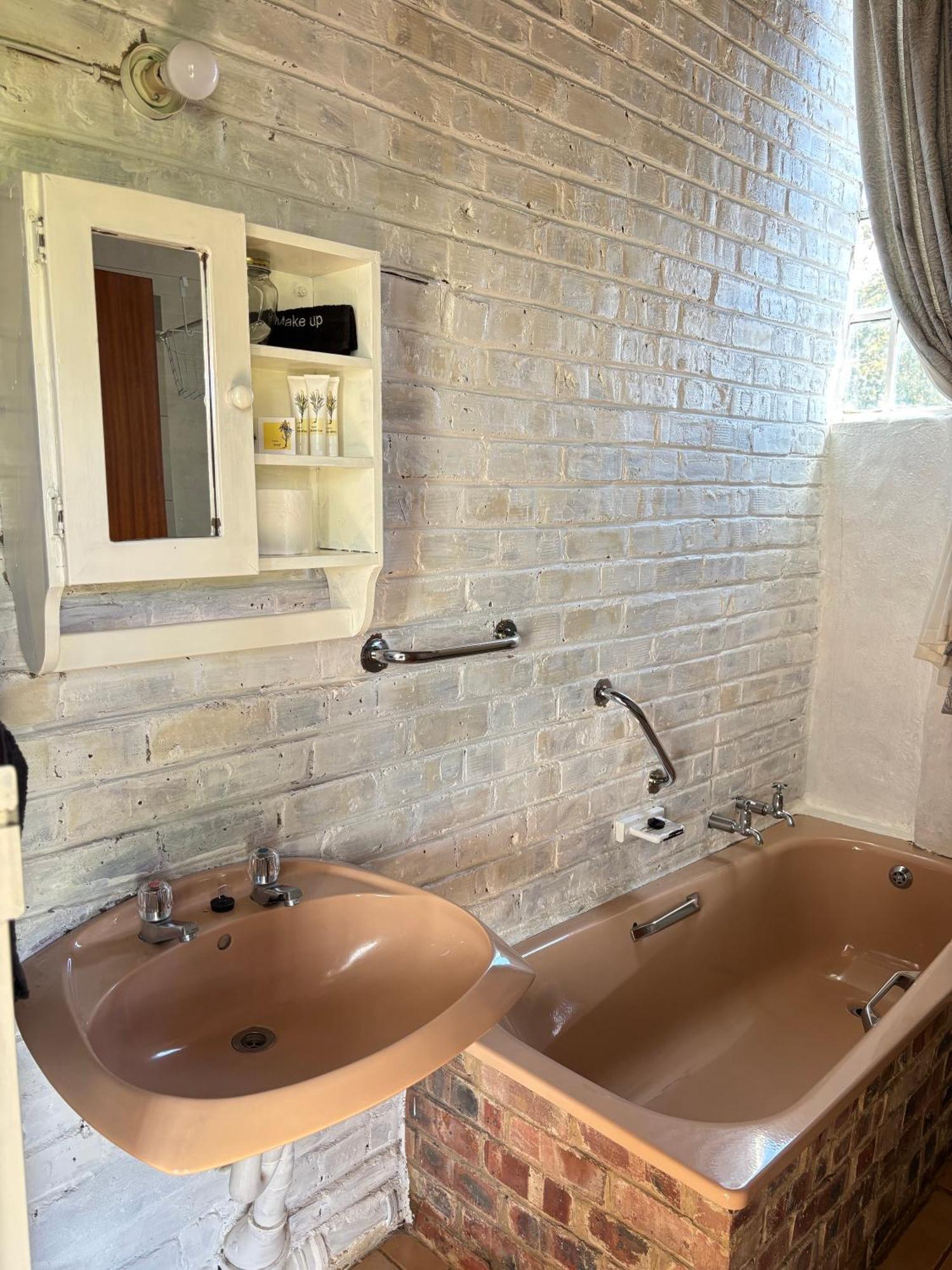 Green Thumb Farm Stay Эрмело Экстерьер фото