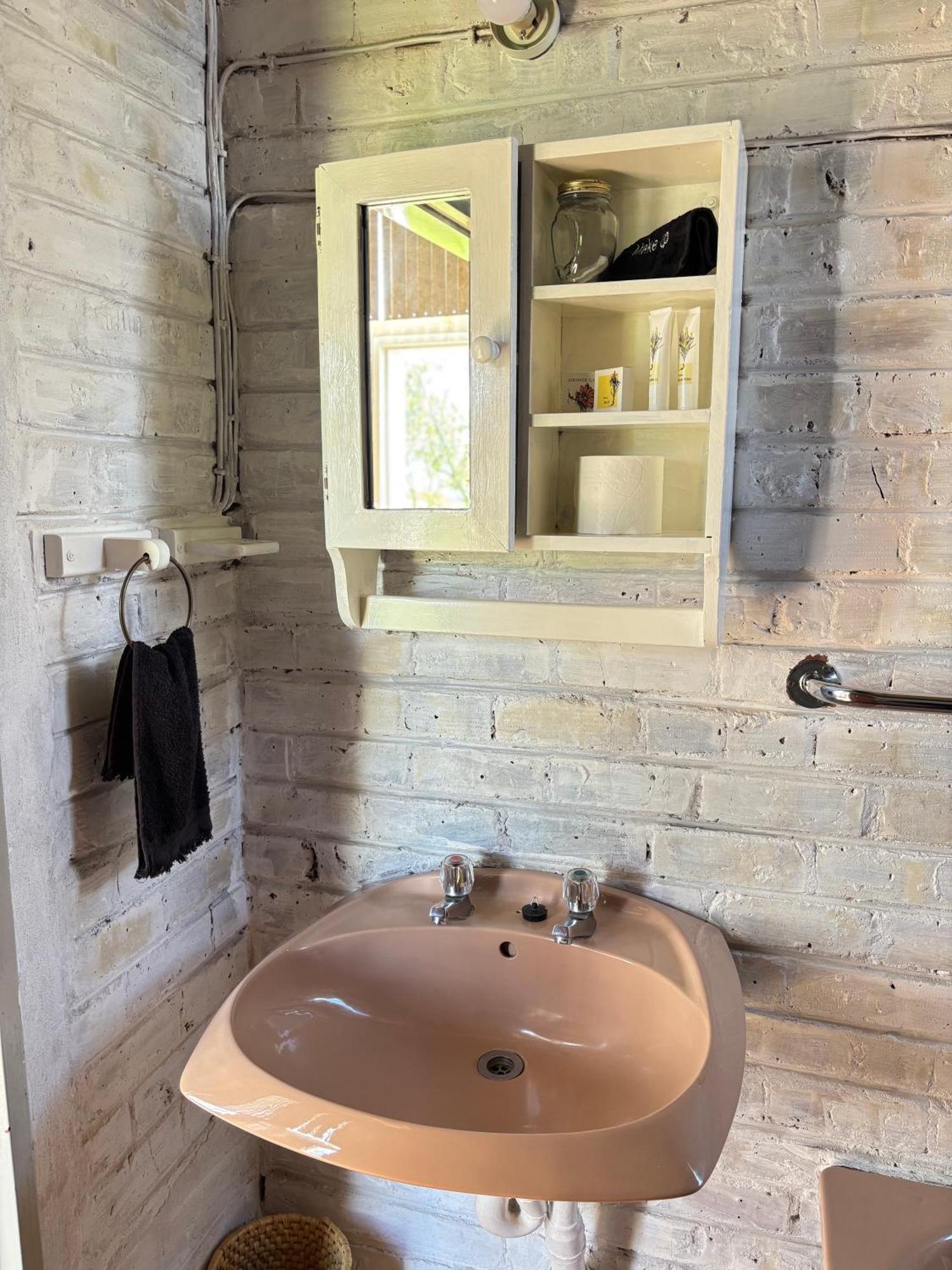 Green Thumb Farm Stay Эрмело Экстерьер фото